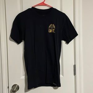 Trade Mark LVFT Live Fit size small tee